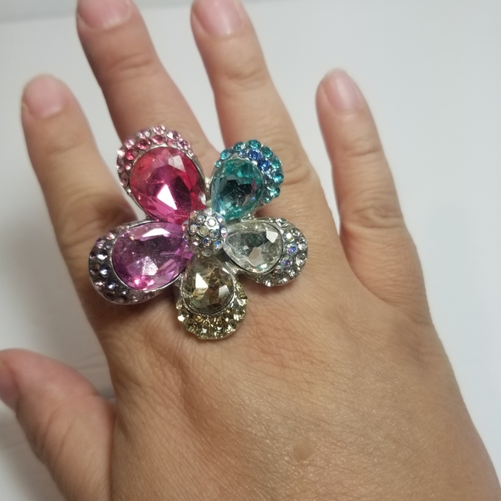 Statement Cocktail Flower Adjustable Rings - image 3